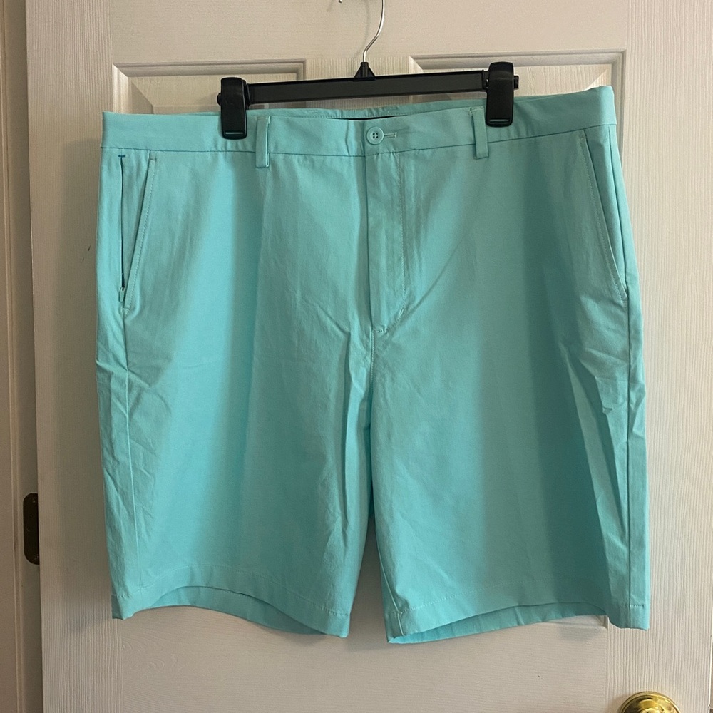 Vineyard Vines light turquoise On-The-Go Shorts